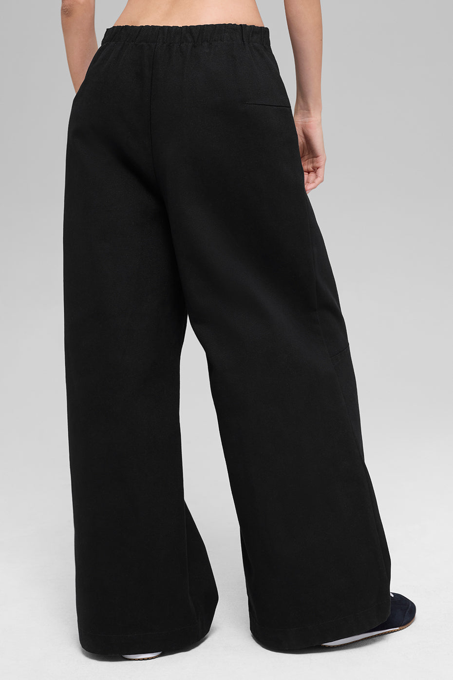 High-Waist Main Character Wide Leg Trouser - Black image 3