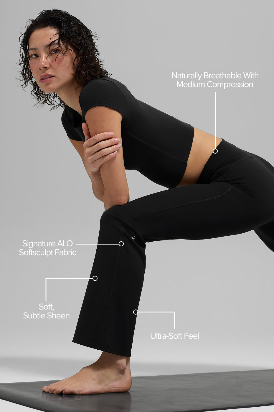 ALO Softsculpt High-Waist 7/8 Bootcut Legging - Black image 2