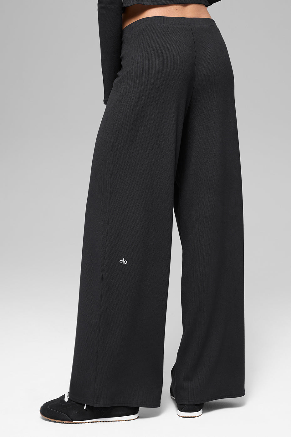 Mid-Rise Dreamlight Straight Pant - Black image 4