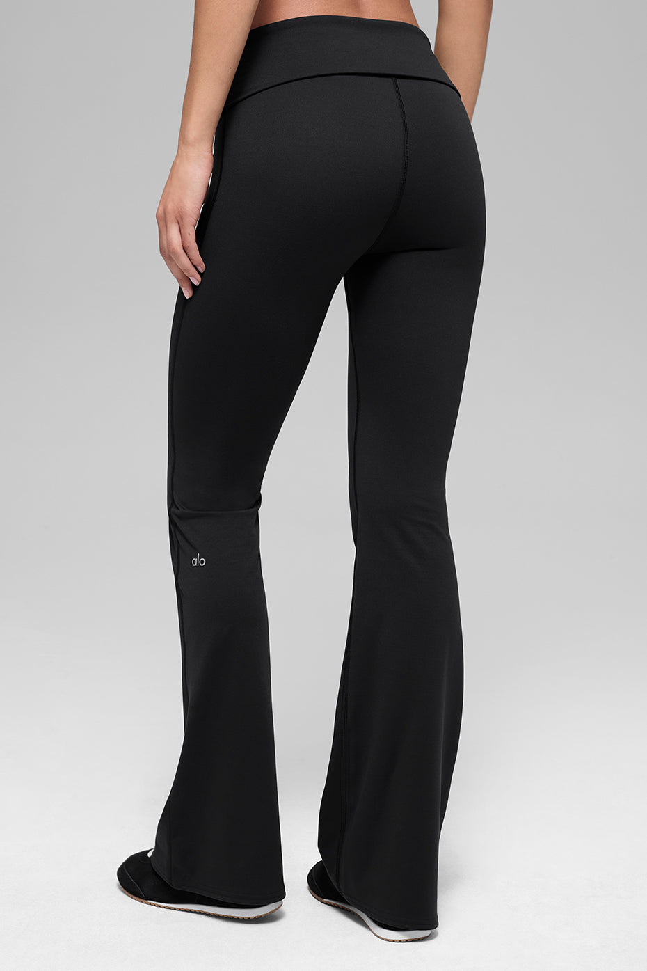 ALO Softsculpt Foldover Flare Legging - Black image 4
