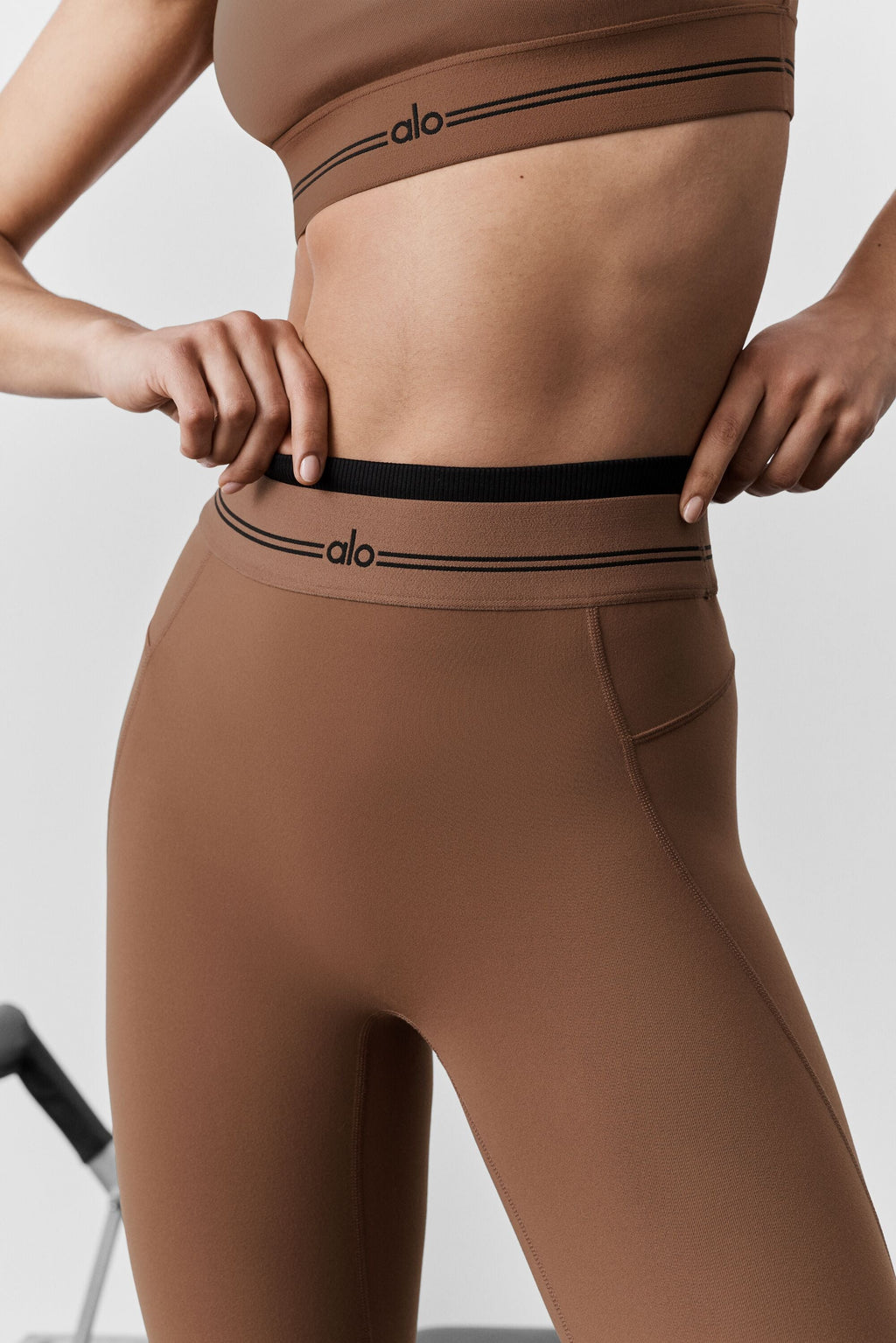 Airbrush High-Waist 7/8 Better Together Legging - Sun Kissed Brown/Black image 5