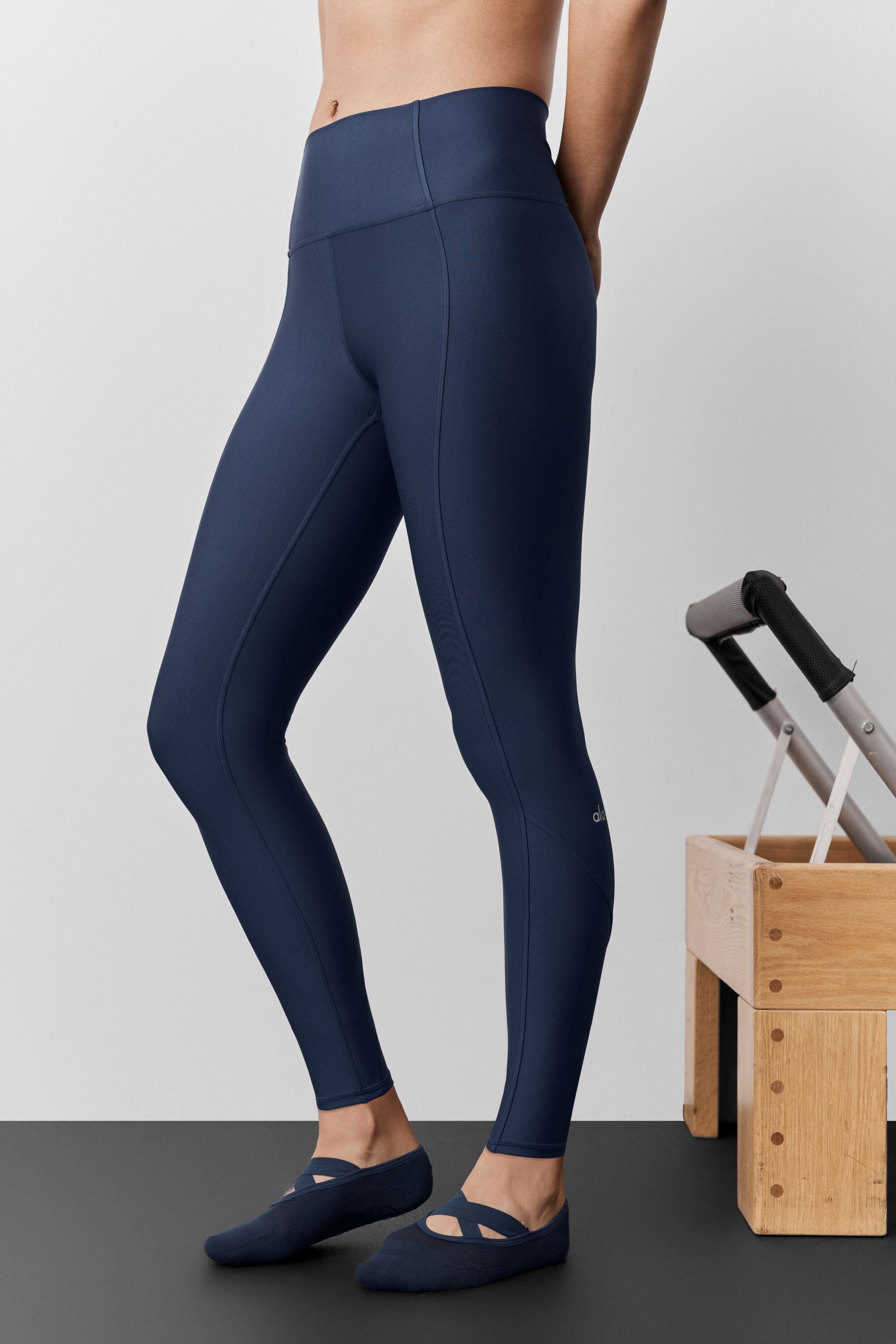 Airlift High-Waist 7/8 Fine Line Legging - Navy image 1