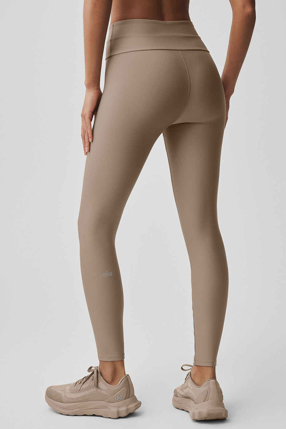 Airlift High-Waist 7/8 Horizon Legging - Gravel image 4