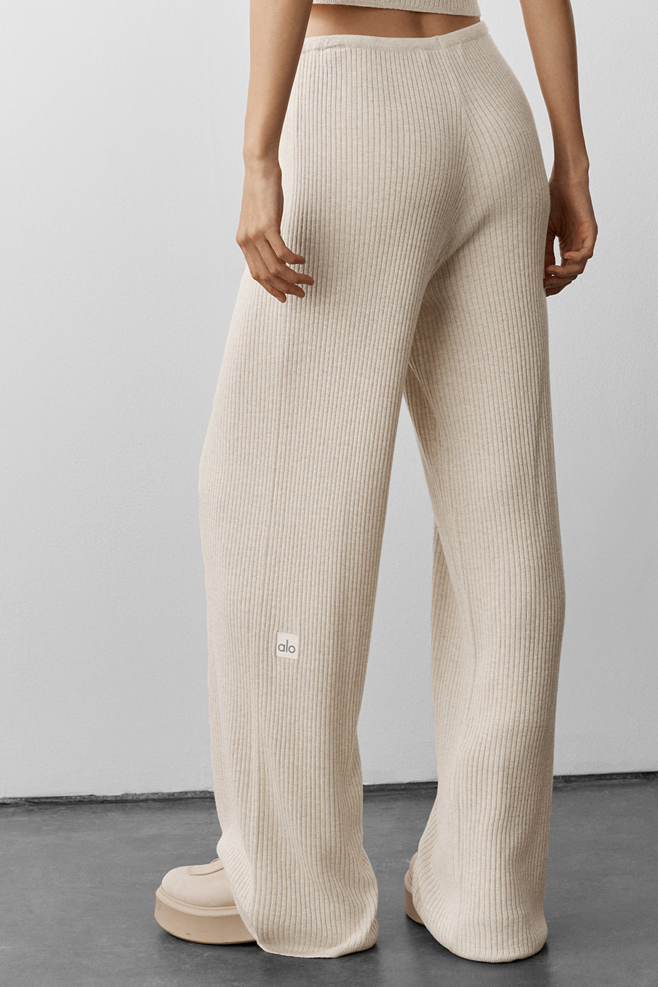 Sweater Knit Mid-Rise Unwind Wide Leg Pant - Oatmeal Heather image 4