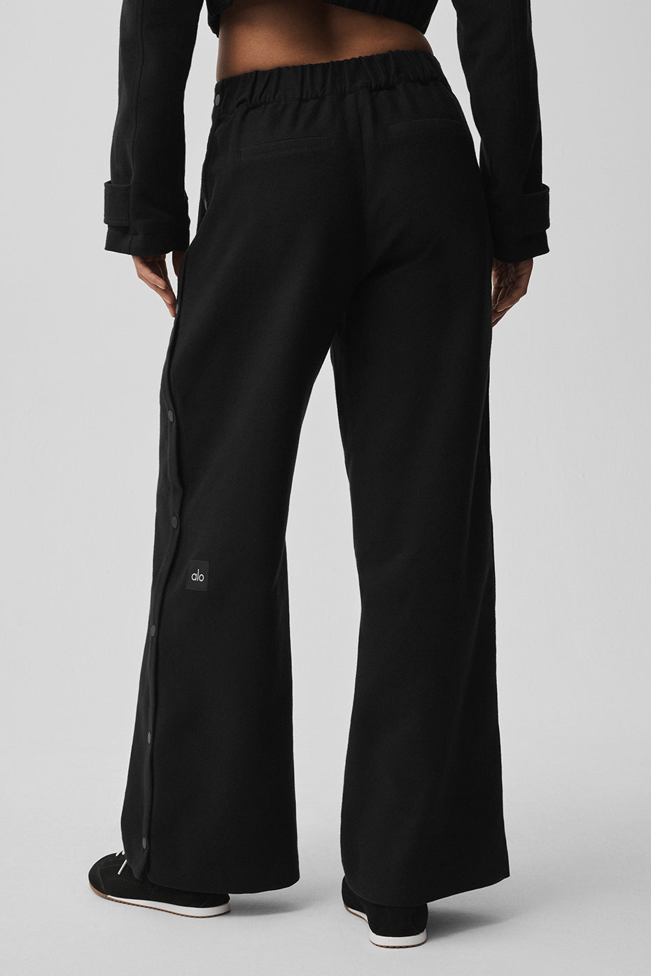 Mid-Rise Cosmopolitan Snap Pant - Black image 4