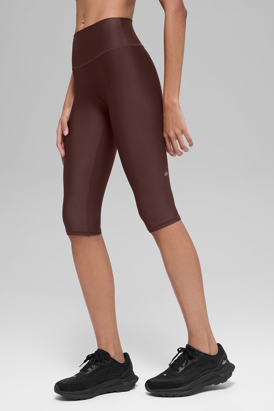 16'' High-Waist Airlift Capri - Brownstone image 3