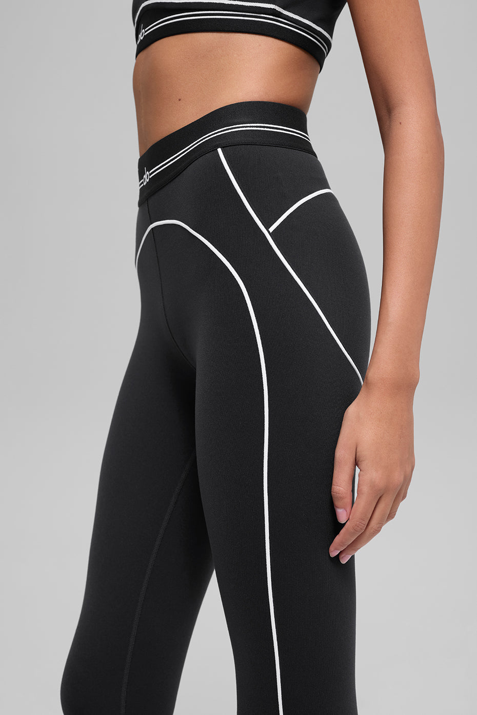 Airbrush High-Waist 7/8 Heart Throb Legging - Black/White image 5