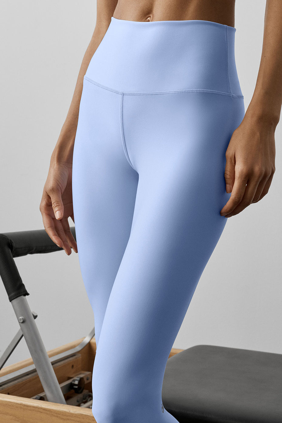 High-Waist Airlift Legging - Light Provence Blue image 3