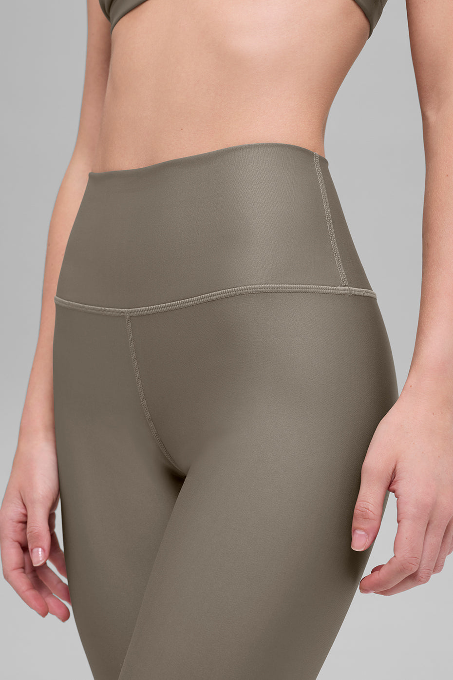 7/8 High-Waist Airlift Legging - Light Cocoa image 3