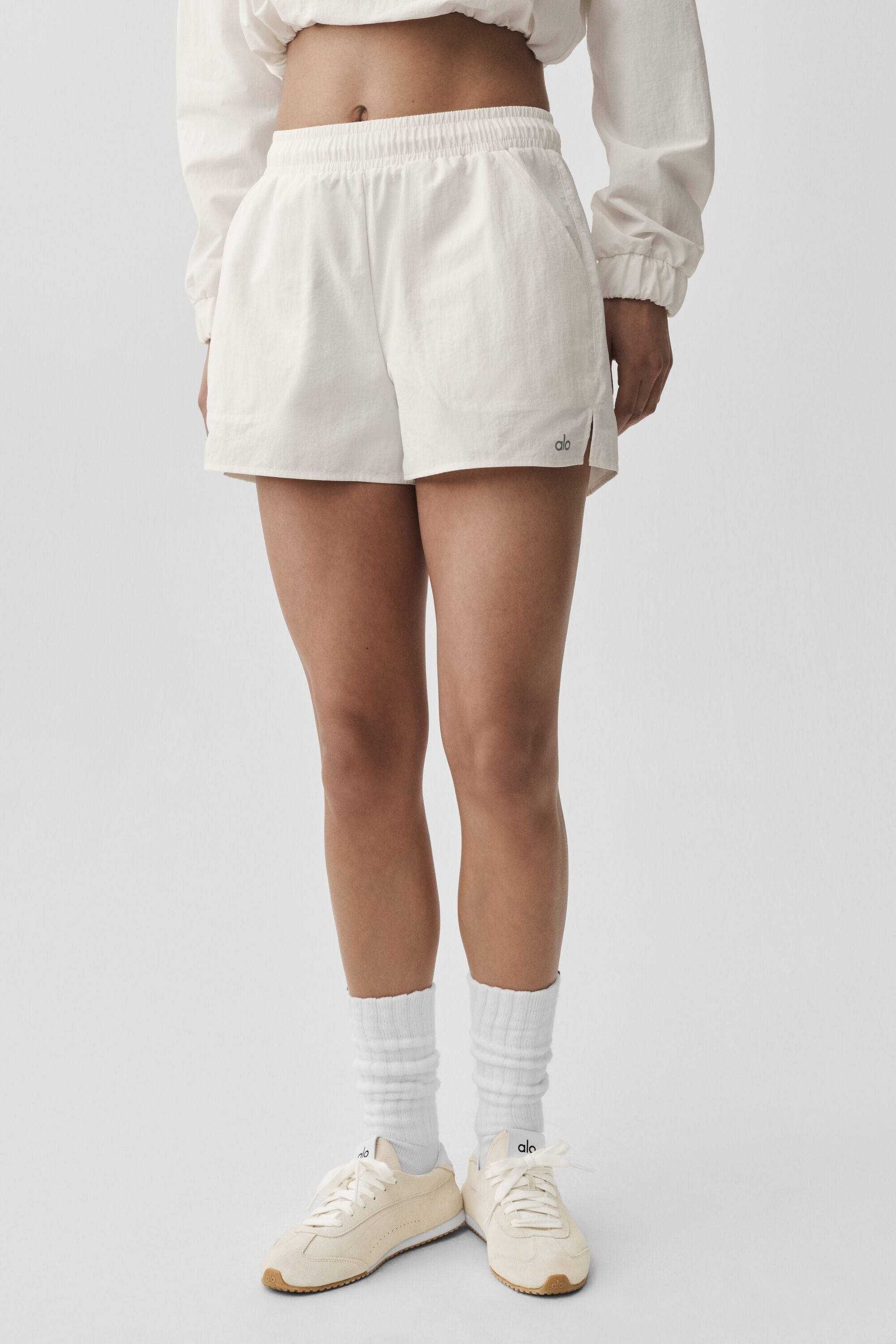 Alumni Short - Ivory image 3