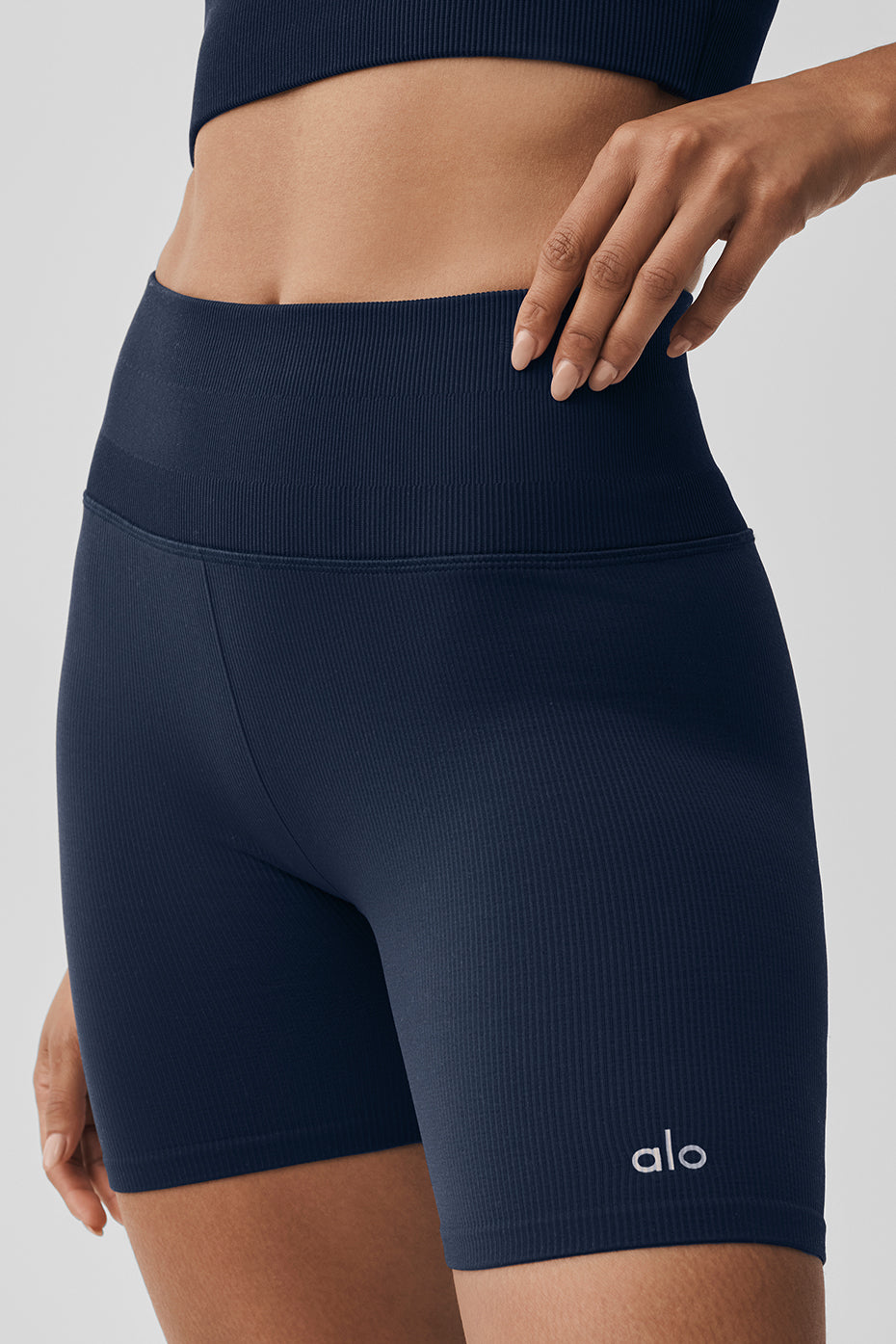 5" Seamless Ribbed Favorite Short - Navy image 2