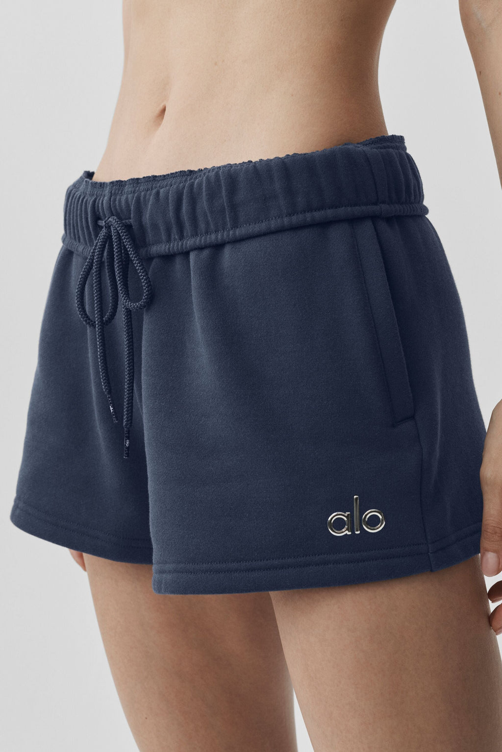 Accolade Short - Navy image 3