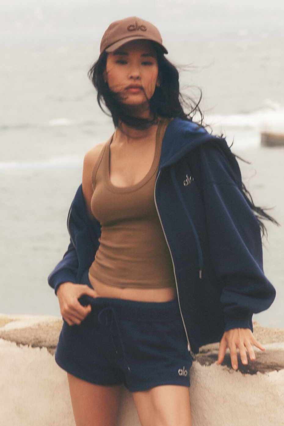 Accolade Short - Navy image 1