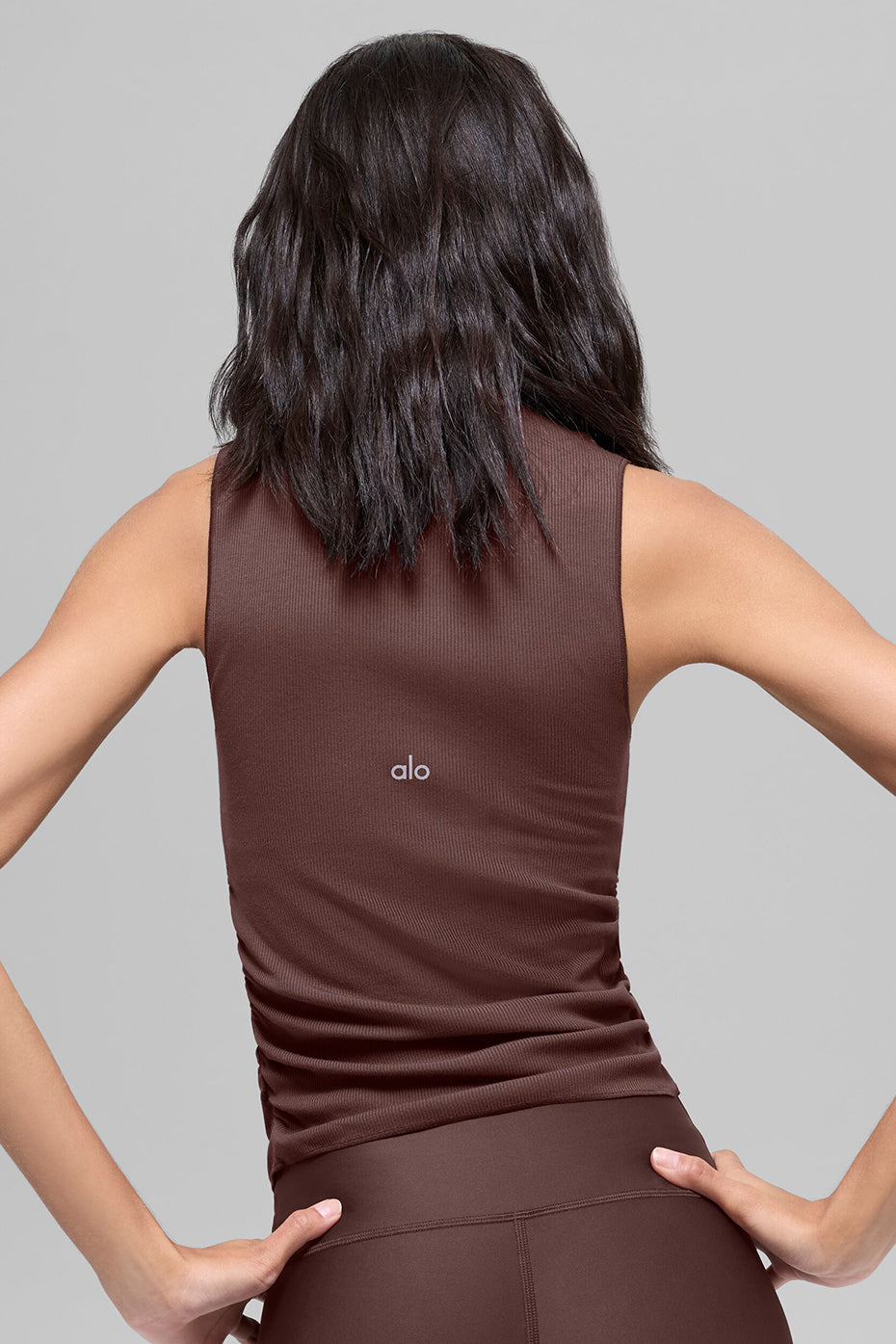 Ribbed En Pointe Tank - Brownstone image 2