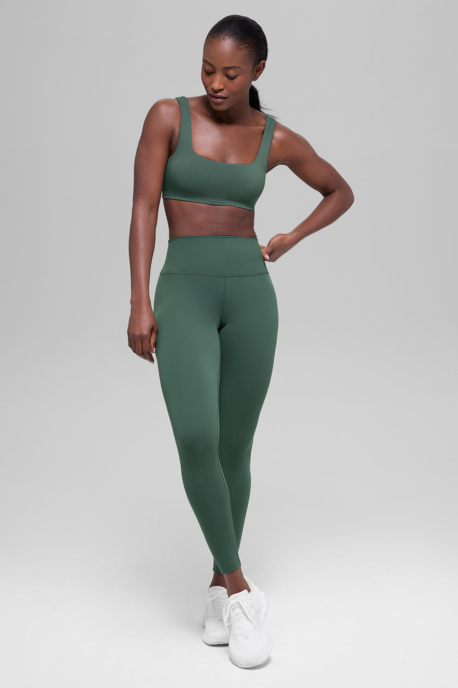 ALO Softsculpt Precision Bra - Clover Green image 4