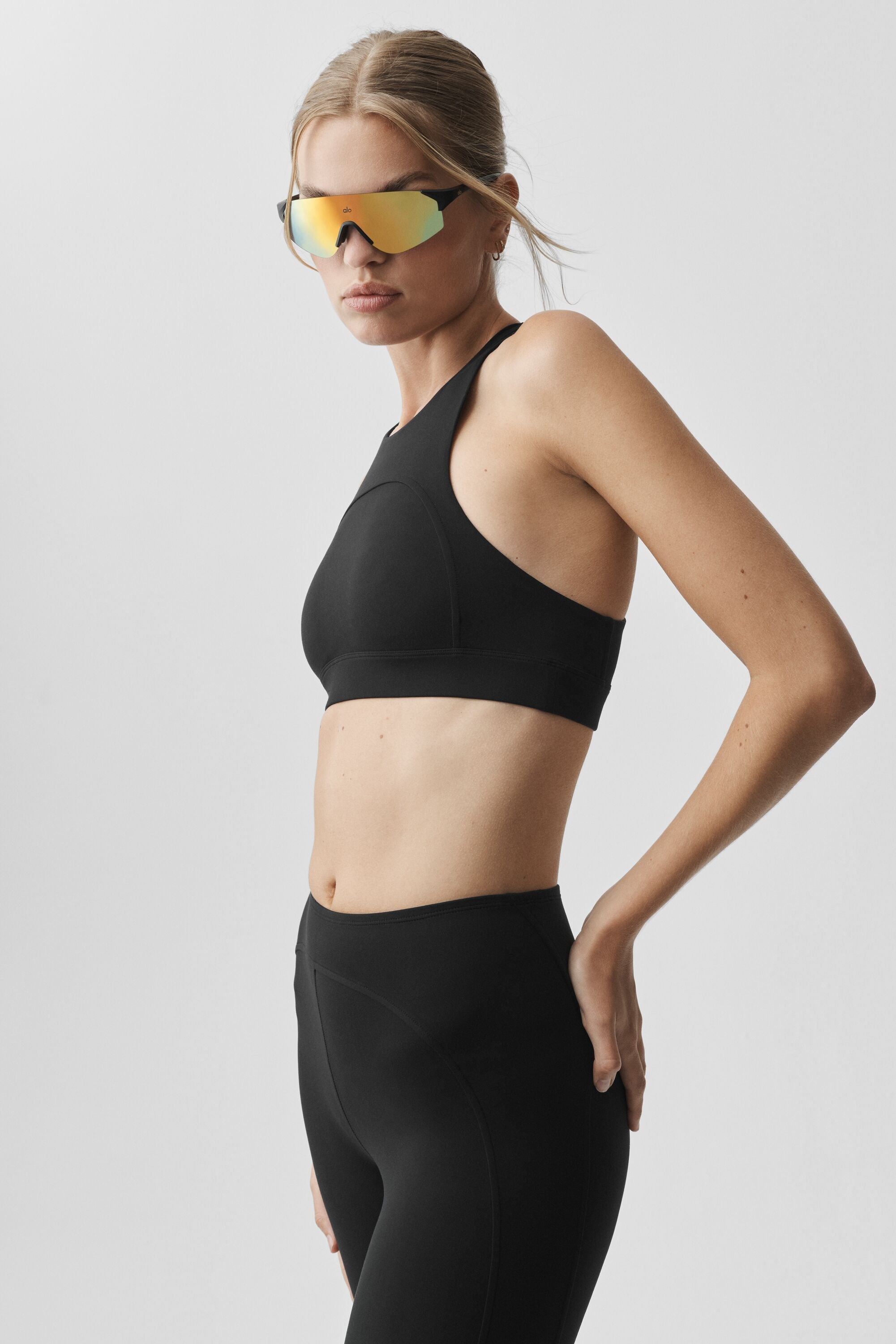 ALO Softsculpt Superset Bra - Black image 3