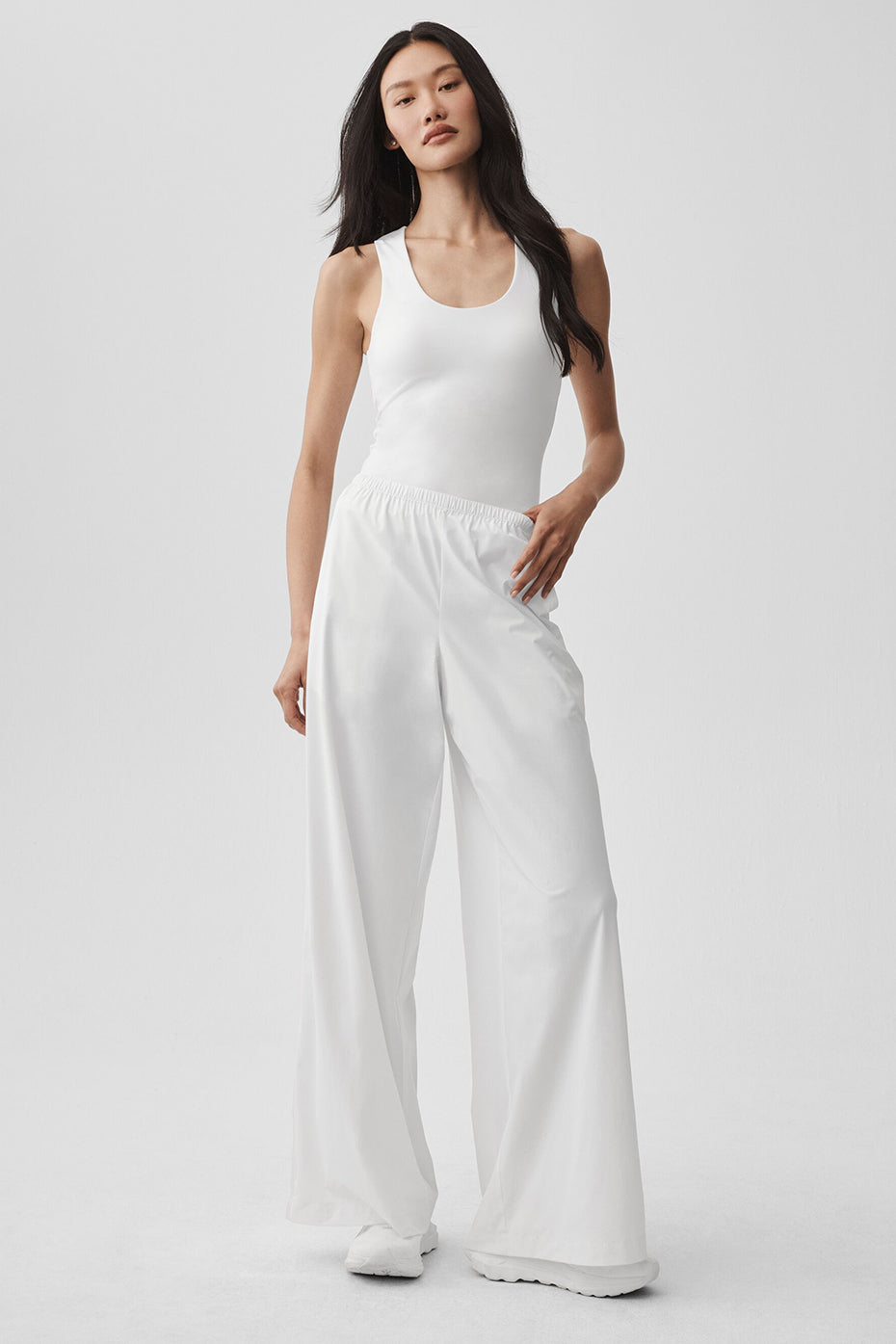 ALO Softsculpt No Nonsense Bra Tank - White image 4
