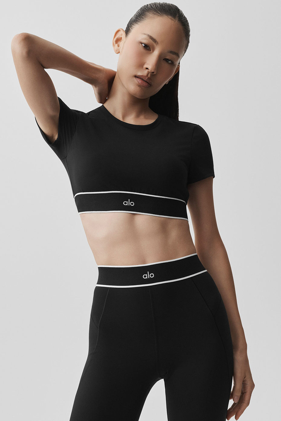 ALO Softsculpt Amp It Up Short Sleeve Bra - Black image 3