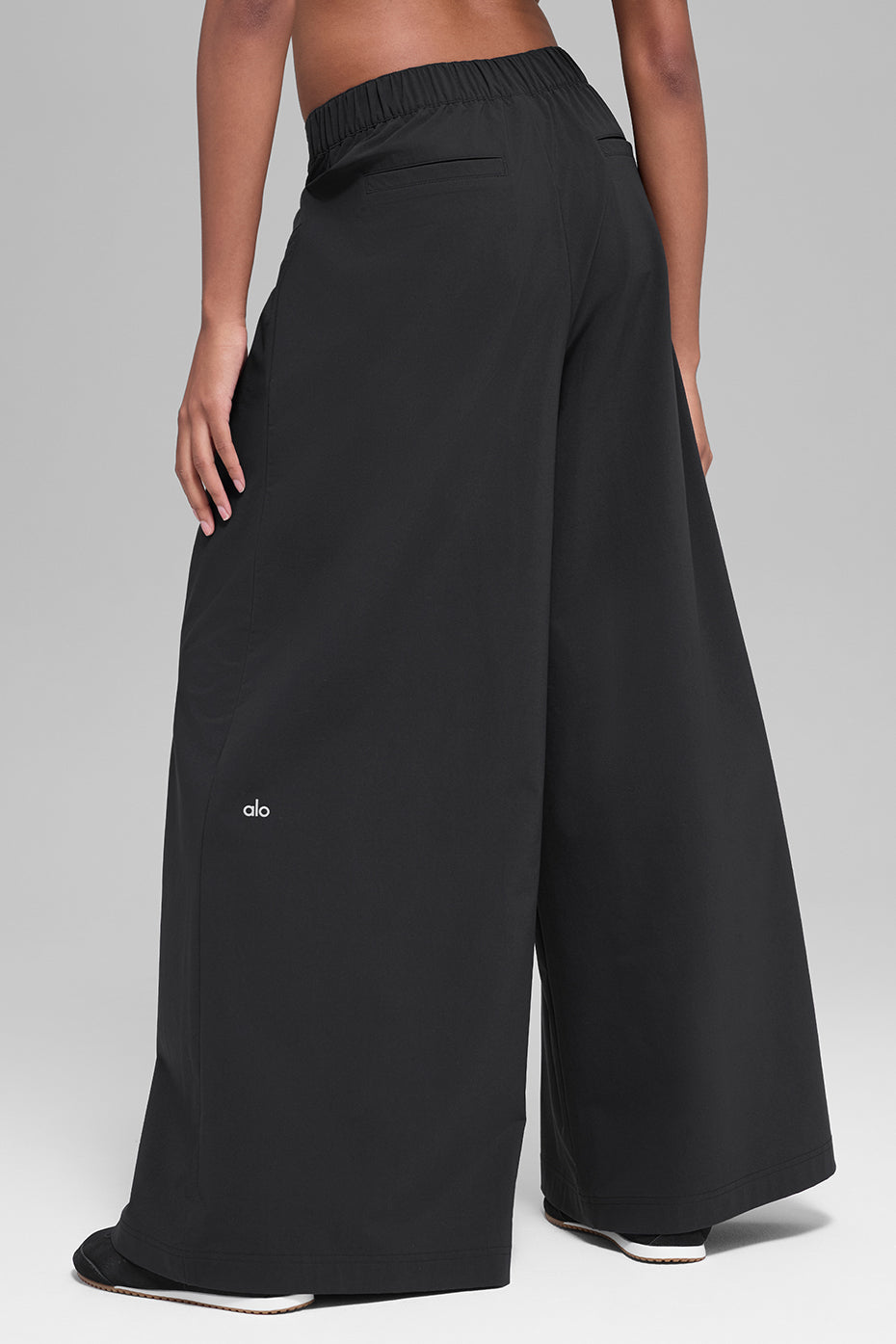 Main Act Wide Leg Trouser - Black image 4
